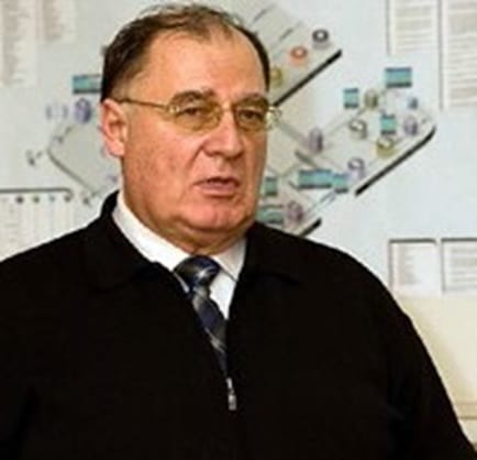 Володимир Поповський Завідувач кафедри телекомунікаційних систем Харківського національного університету радіоелектроніки