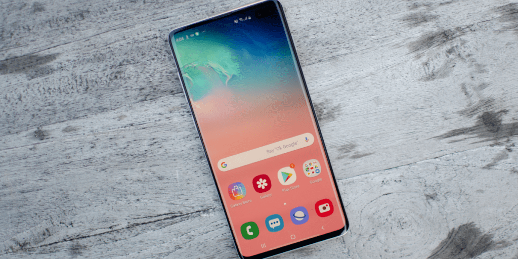 Samsung Galaxy S10 запрещено использовать для идентификации в банках, информационная безопасность специальность зарплата Омск